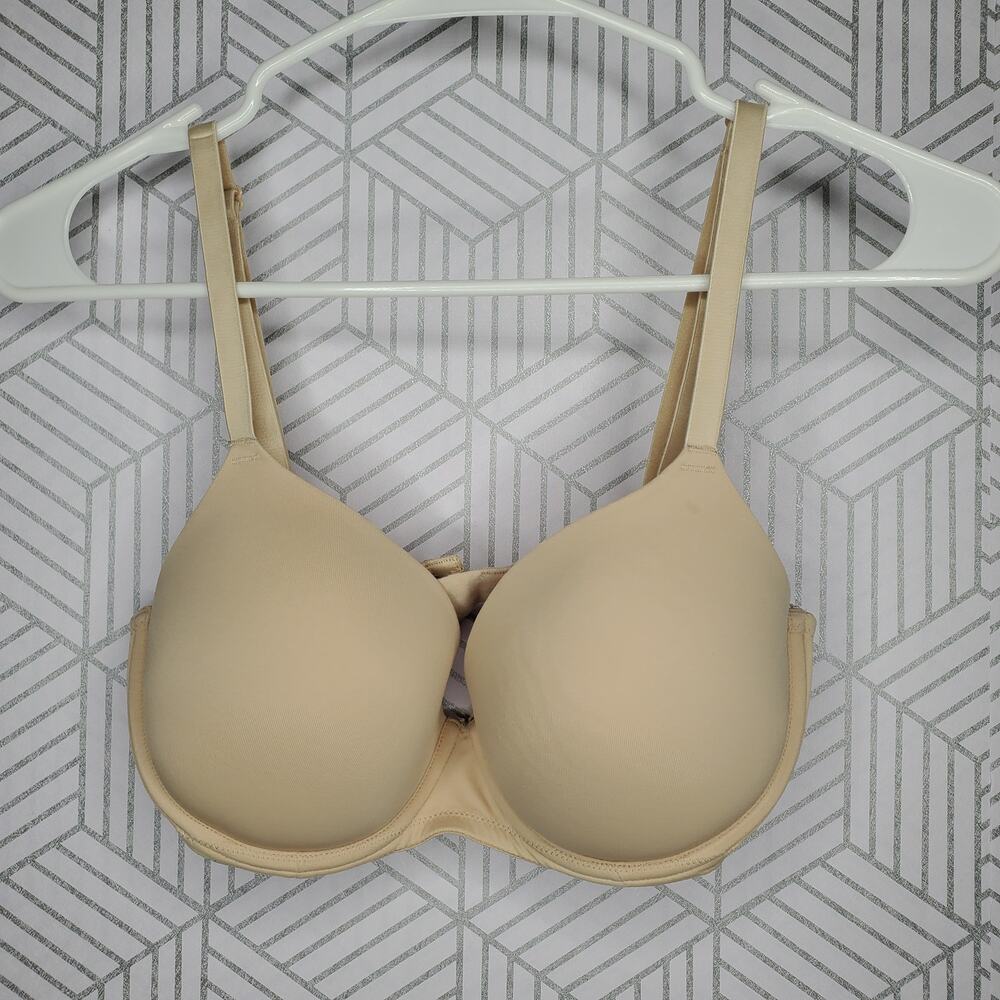 Pink Victoria Secret Everywhere T shirt Bra 32DD